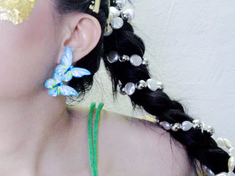 藍色光明女神蝶 繁復立體蝴蝶耳釘 手繪木製