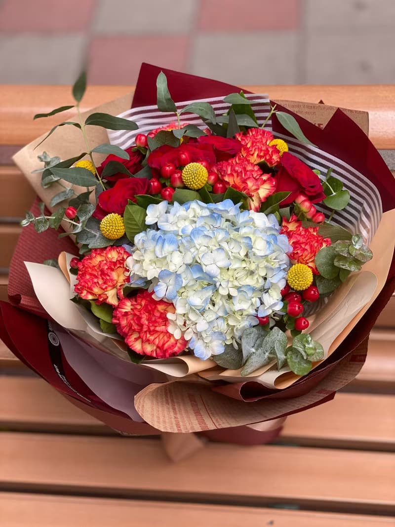 鮮花花束-豔陽與海灘 | 畢業 生日首選 | 台北可自取