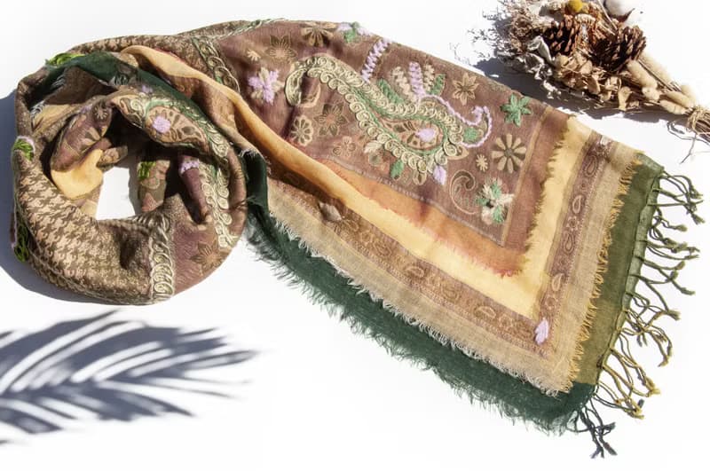 喀什米爾Cashmere/水煮羊毛披肩/針織圍巾/刺繡圍巾/羊絨披巾-花