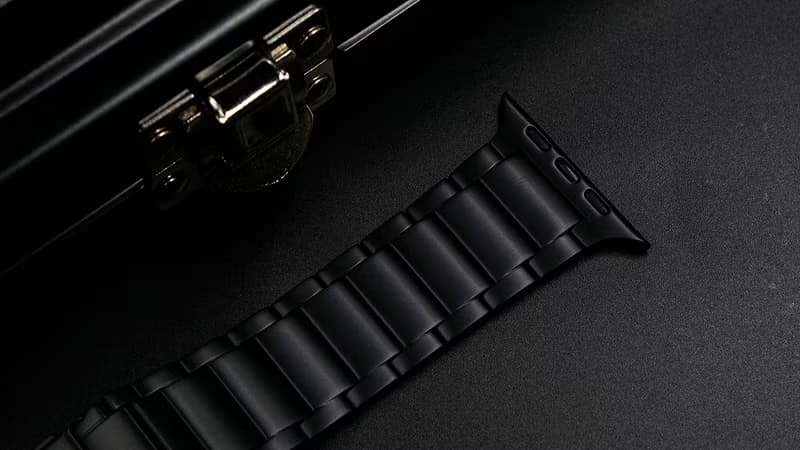 預購-Apple Watch 44mm & 45mm 專用  鈦金屬錶帶 + 鈦金屬錶扣