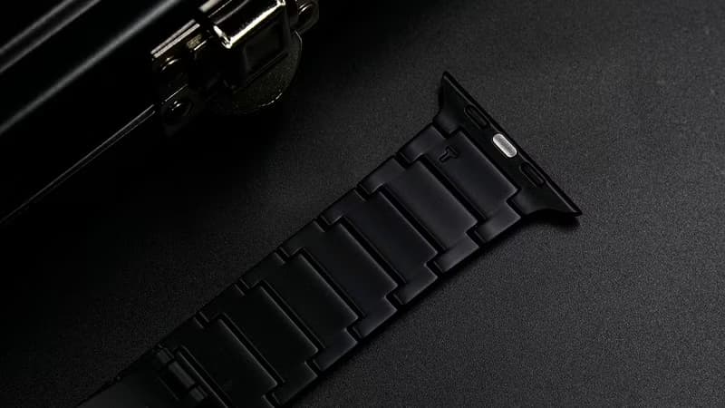 預購-Apple Watch 44mm & 45mm 專用  鈦金屬錶帶 + 鈦金屬錶扣
