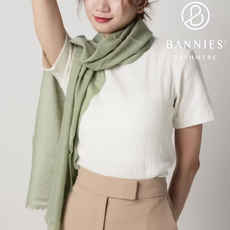 淺橄欖綠 | 窄版素面 喀什米爾圍巾