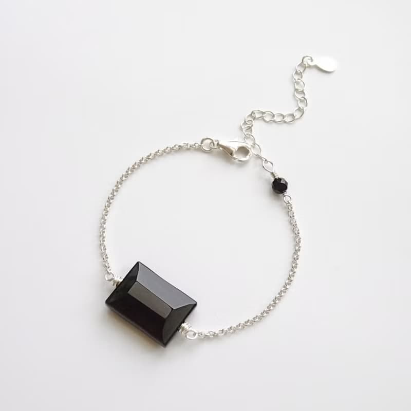 黑瑪瑙長方形切割 簡約 純銀可調整手鍊 | 寶石幾何拼接