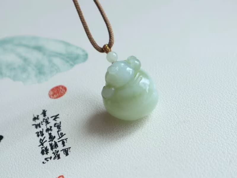 天然和田玉發財豬生肖豬吊墜項鏈 招財進寶 平安喜樂 生日禮物