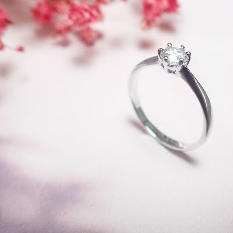 【比法一生】純銀戒指/求婚戒—經典六爪鑲單鑽戒指