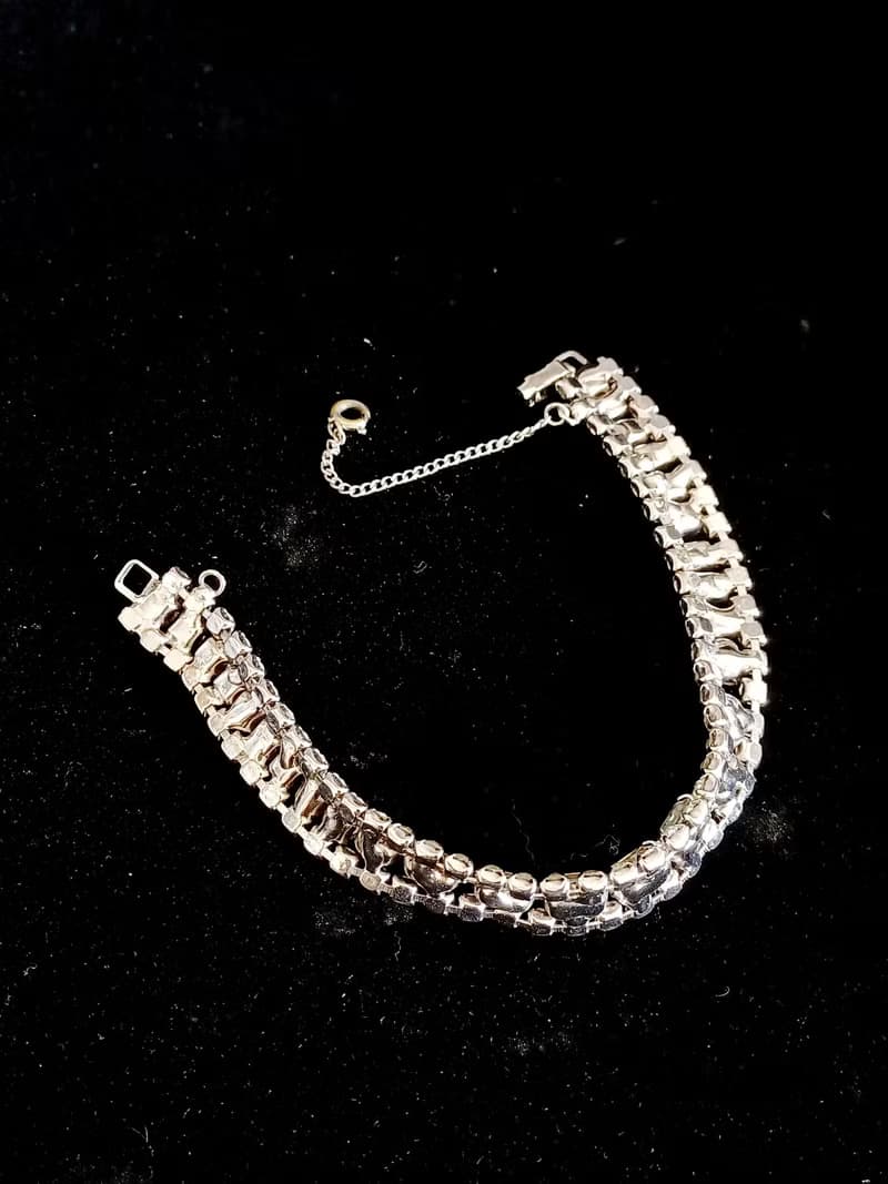 vintage jewelry   古典方形滿鑲萊茵手鍊