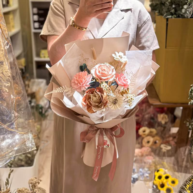【甜美】粉奶茶金色 永生花 乾燥花花束 / 生日 畢業 告白 求婚