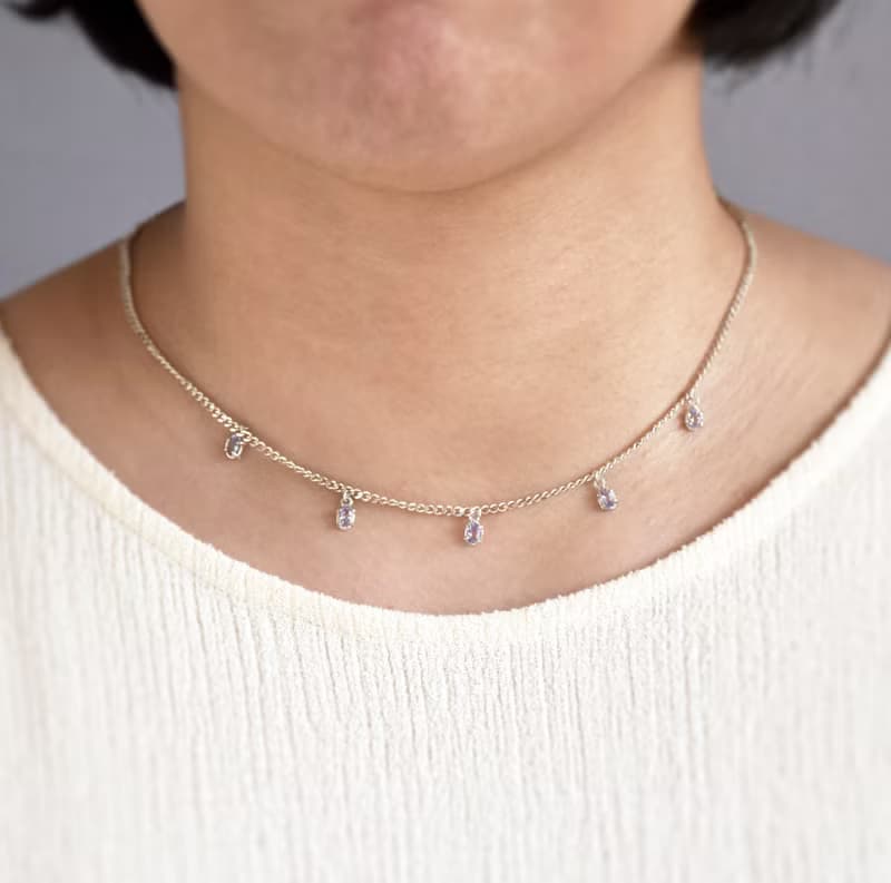 簡約淡紫色坦桑石吊墜配925銀項鍊 // 天然寶石 // 十二月份生日