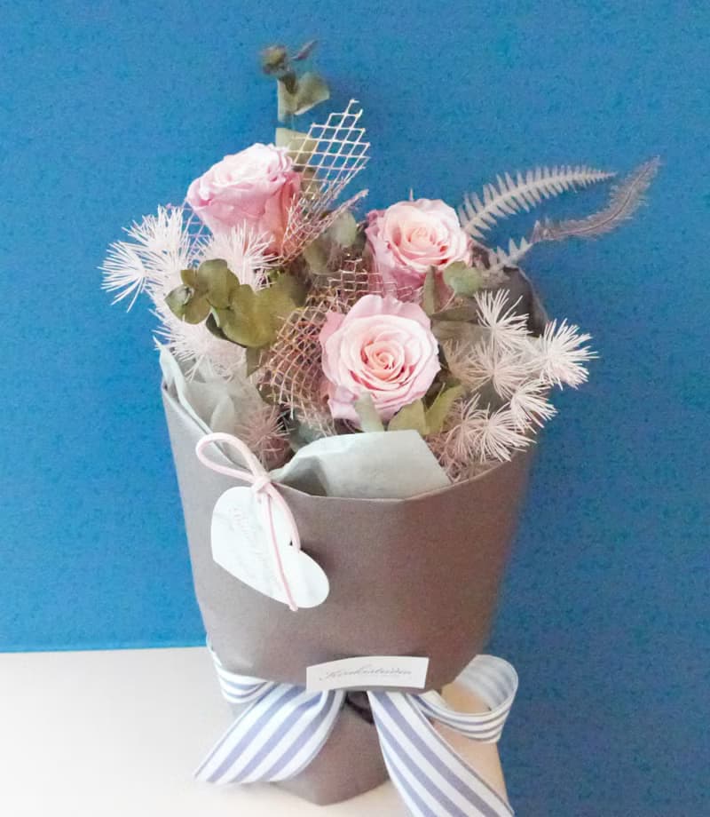 質感永生玫瑰花束|求婚結婚捧花永生乾燥花畢業謝師禮物生日禮物