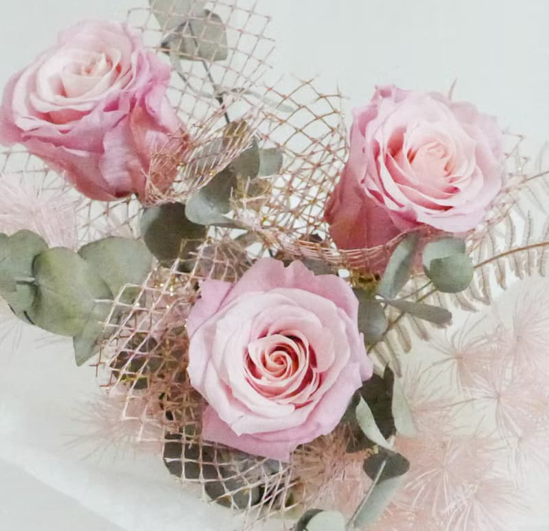 質感永生玫瑰花束|求婚結婚捧花永生乾燥花畢業謝師禮物生日禮物