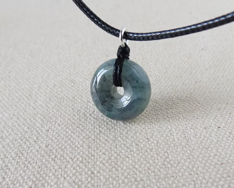 【金剛結】本命年【平安如意】冰烏雞飄綠翡翠韓國蠟線項鍊AZ10