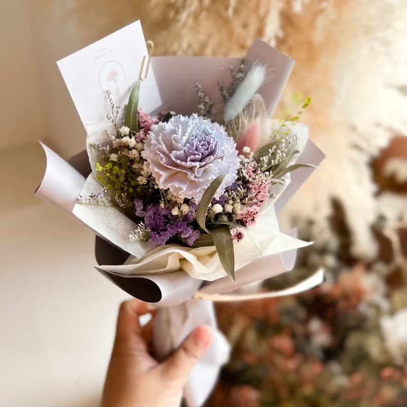 康乃馨索拉花乾燥花束 I  母親節  I 情人節 I 企業賀禮I