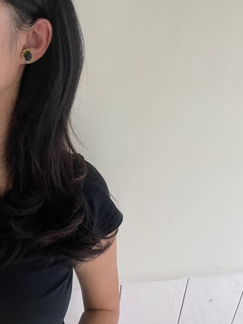 老又好古董珠寶 法國金色雕花仕女CAMEO夾式耳環煤玉 JET C775