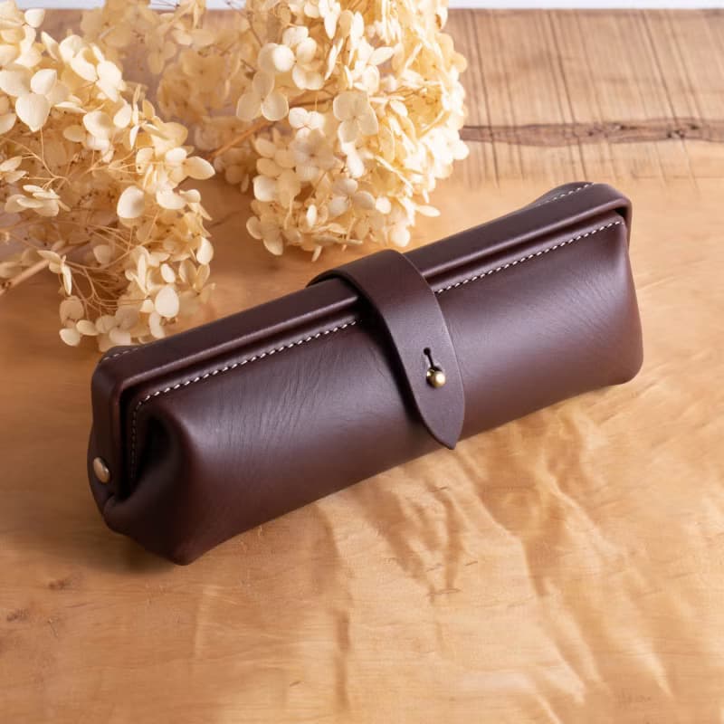 イタリアンレザーのペンケース Paka-pen #Chocolate【入学祝】【就職祝】【カスタム可能なギフト】