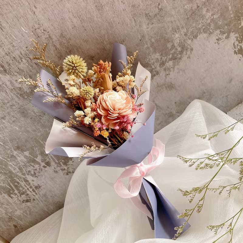 奶茶雙色手工索拉花束　情人節/母親節/生日禮物/紀念日