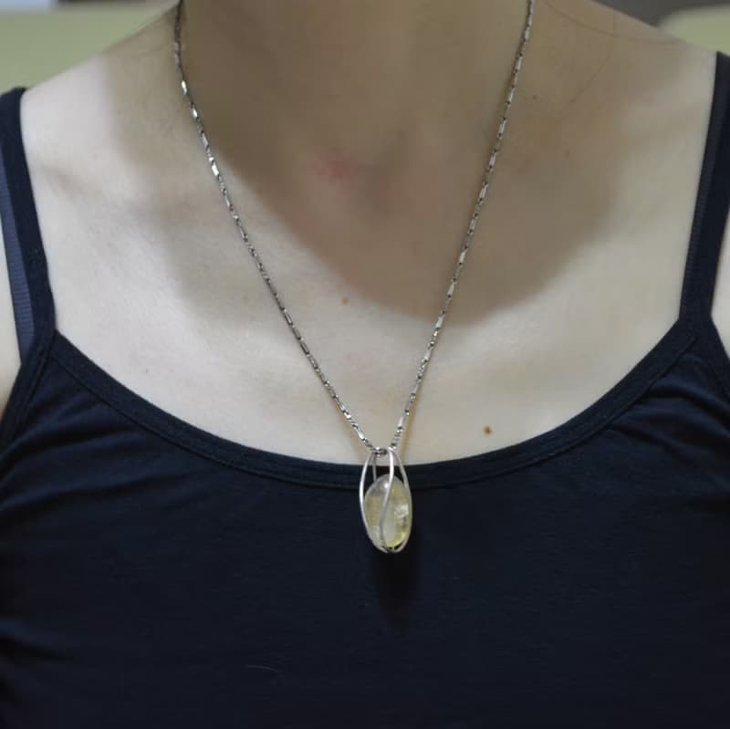 原石系列-彩虹光暈黃水晶滾石‧純銀墜(沒有附鍊子)