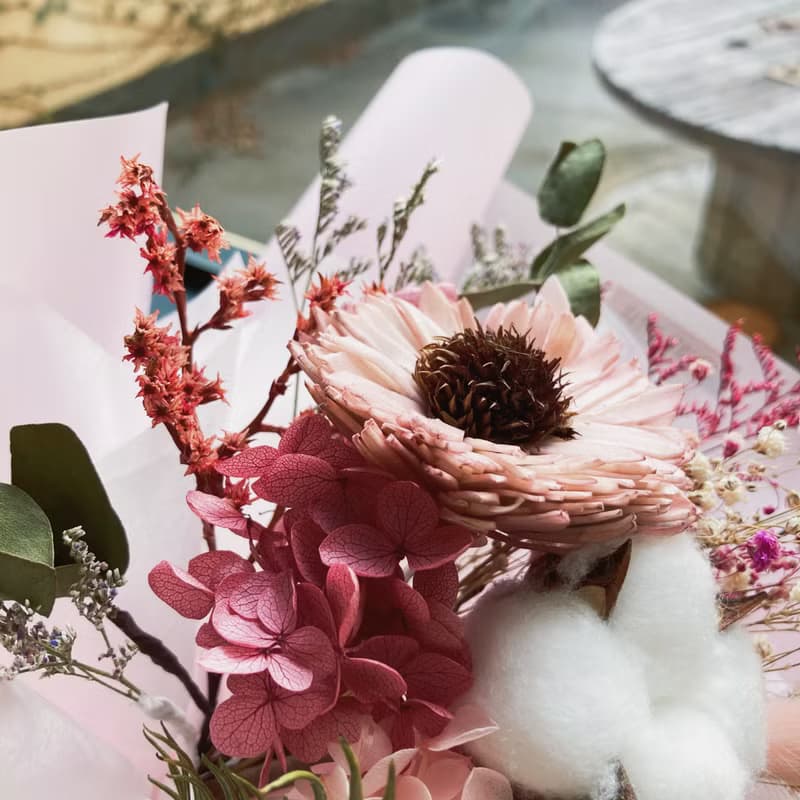 嫩粉 擴香畢業小太陽花束 /可滴精油噴香水/乾燥花/畢業花束/畢業