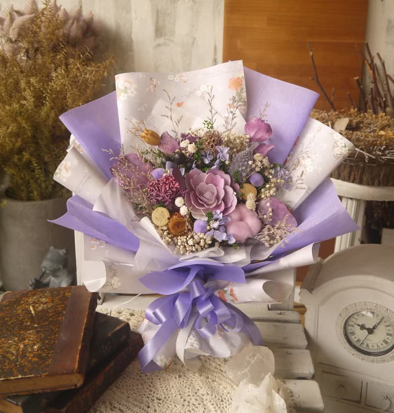 藤紫 夢幻紫系.乾燥花.索拉花.永生花.情人節.畢業花束