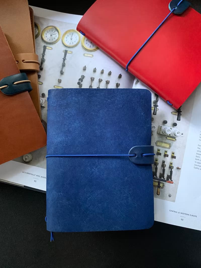 A6 Journal cover (free 1 note book)
