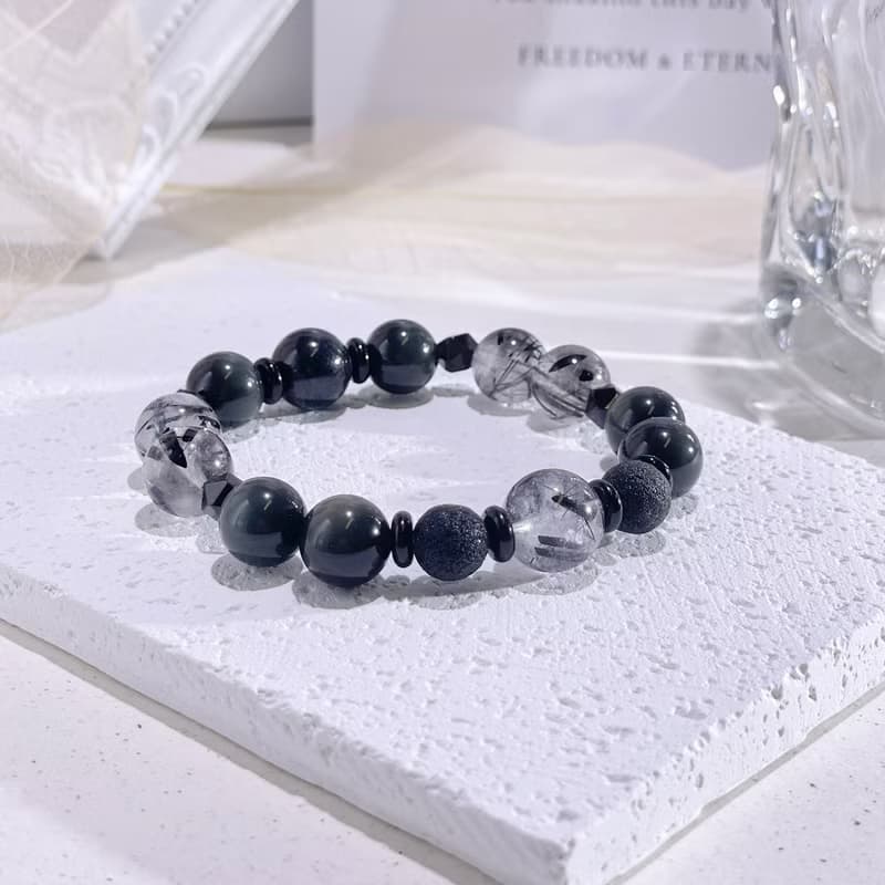 黯夜守護者 金運石|雷公墨隕石|黑髮晶|黑曜石|水晶手鍊A14-2