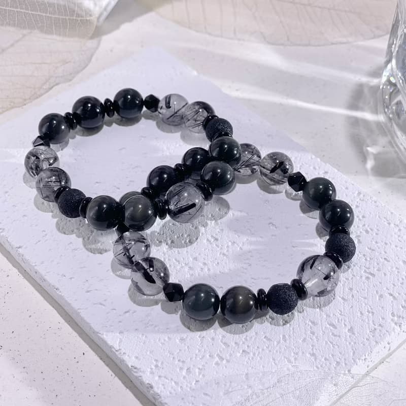 黯夜守護者 金運石|雷公墨隕石|黑髮晶|黑曜石|水晶手鍊A14-2