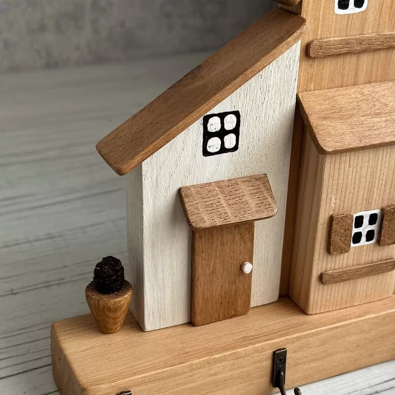 Wood Key Holder with 2 Houses 4 Hooks for Entryway Kitchen Hallway Office