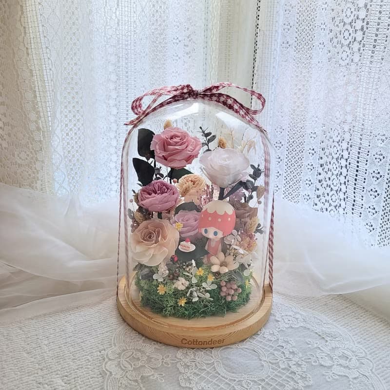 隱藏版花園野餐永生玫瑰玻璃球罩盅。擺飾。附包裝。禮物