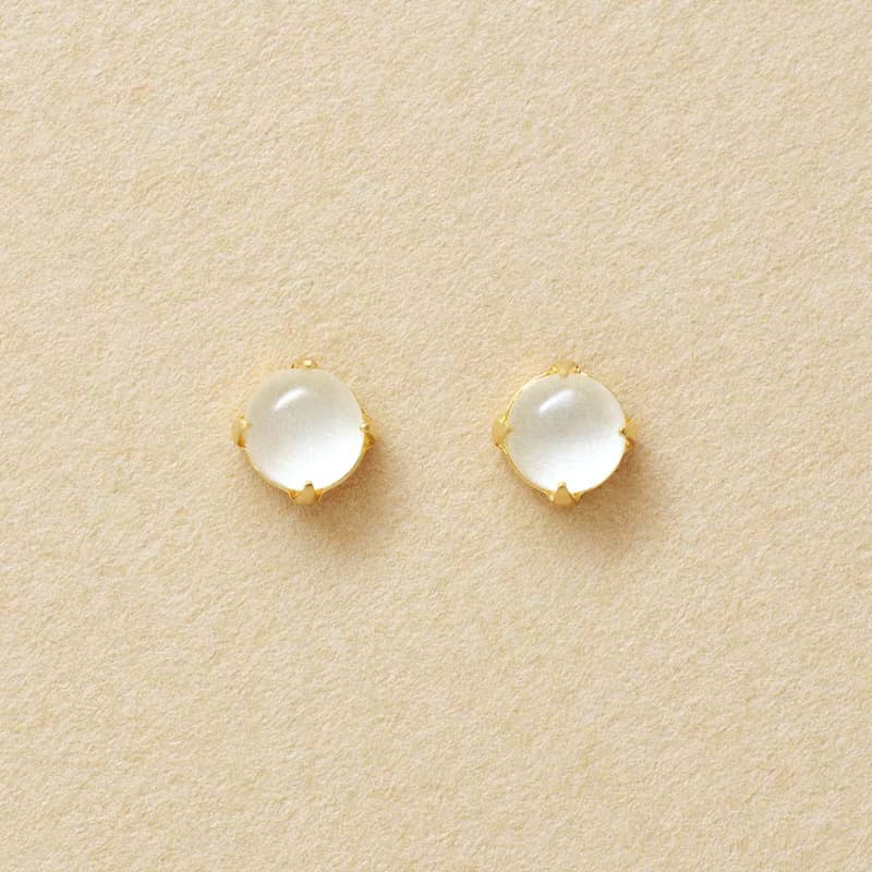 【Second Earrings】 18K 乳白色凸圓形耳環 (黃金)