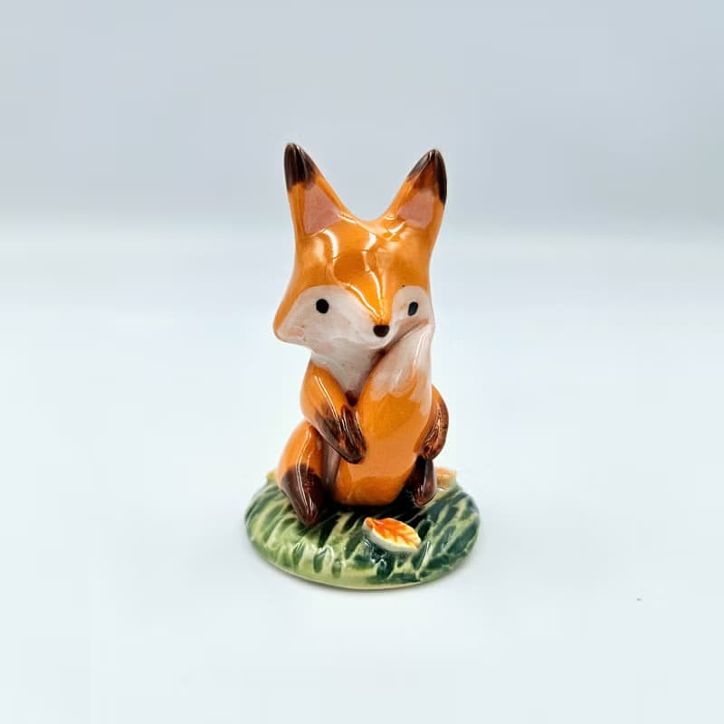 Red Fox Hug Him Tail Ceramic toy