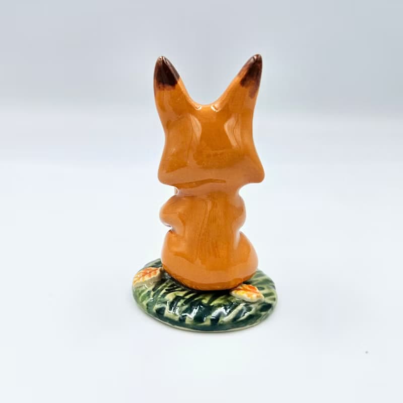 Red Fox Hug Him Tail Ceramic toy