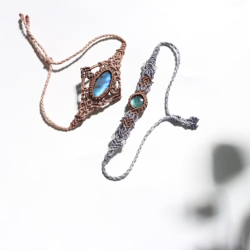 拉長石圖騰花紋編織蠟線手鍊