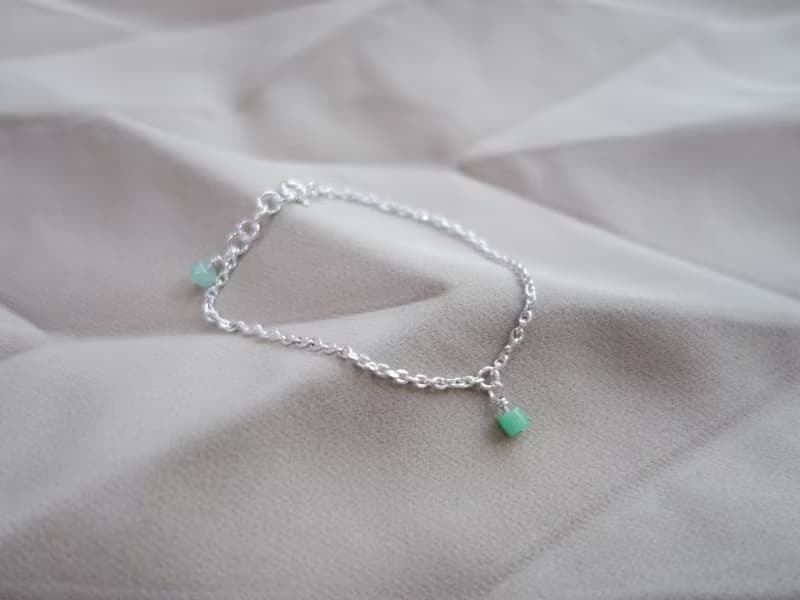 綠意天然翡翠手工手鍊・925 純銀・冰種緬甸玉珠