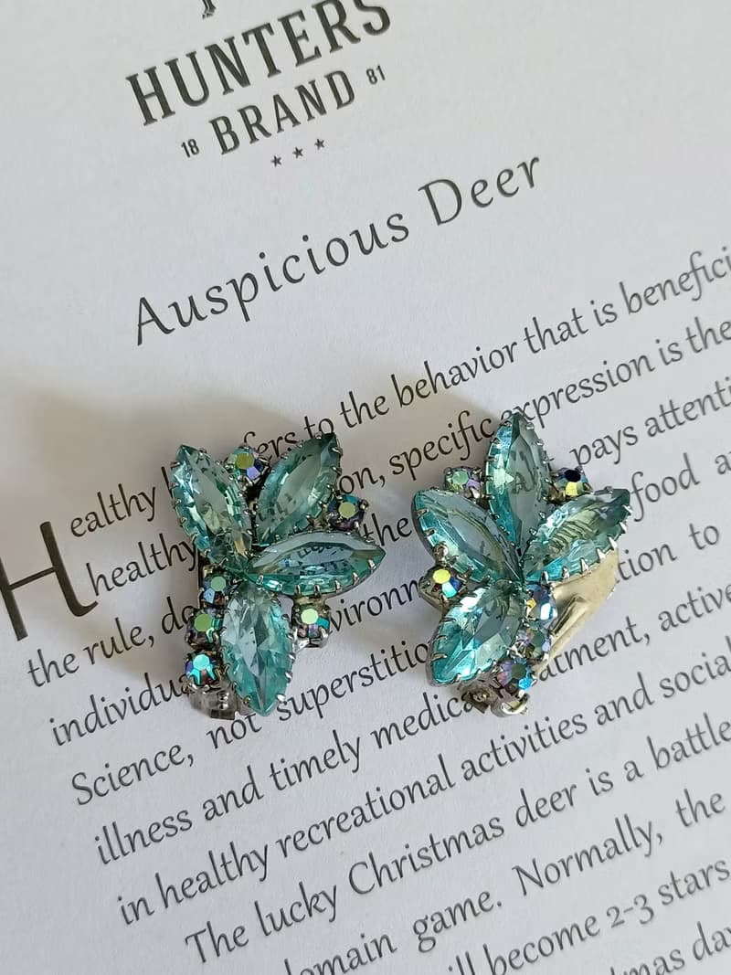 vintage jewelry 古董水藍萊茵花卉 夾式耳環