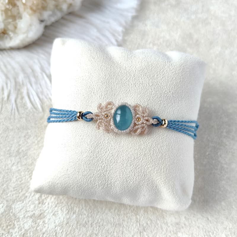 香頌。海水藍寶。南美巴西蠟線編織手鍊