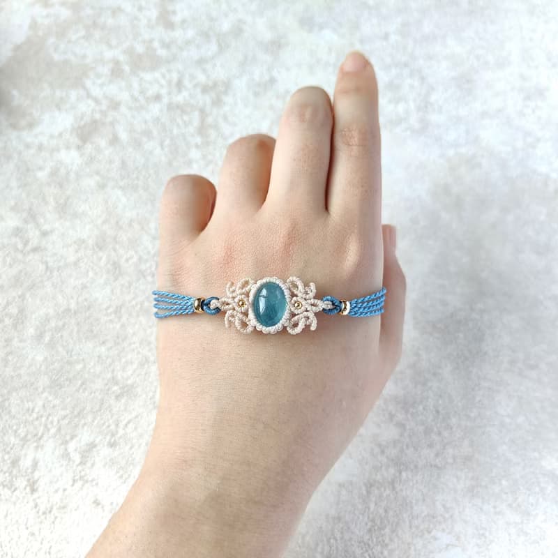 香頌。海水藍寶。南美巴西蠟線編織手鍊