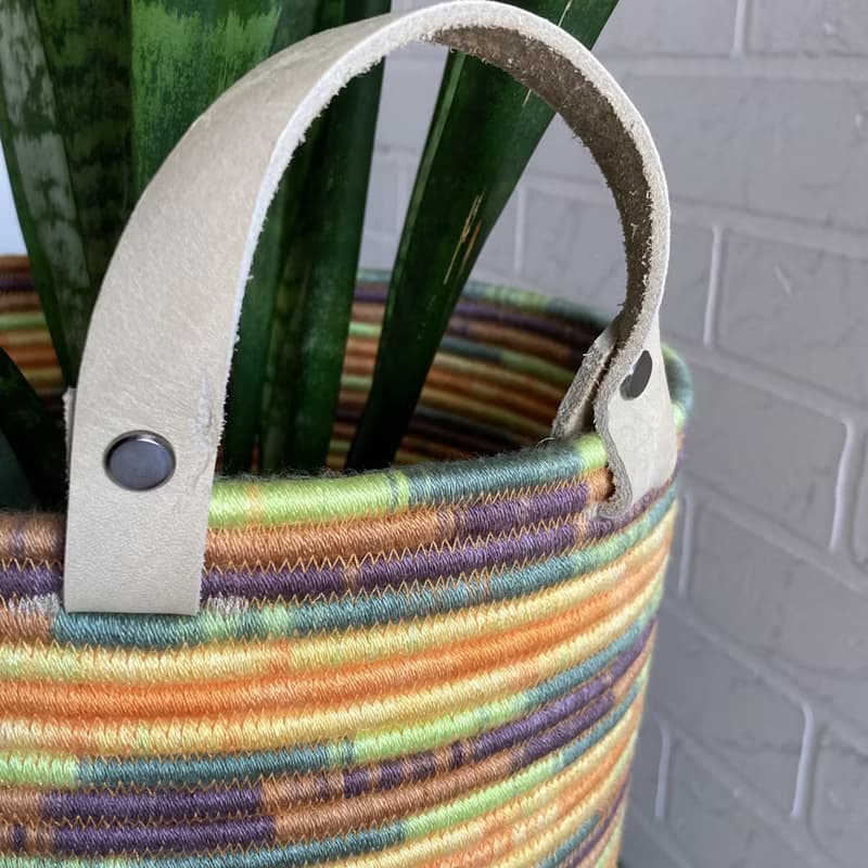 Large basket with handles 25 cm x 26.5 cm