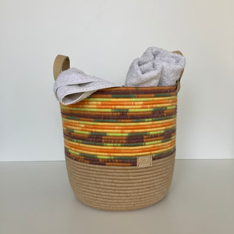 Large basket with handles 25 cm x 26.5 cm