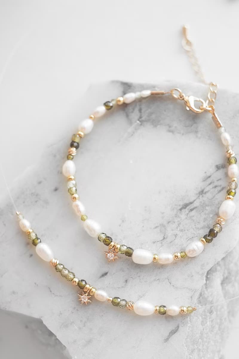 Pearl star necklace, Pearly gold green jewelry, Golden chocker with bracelet