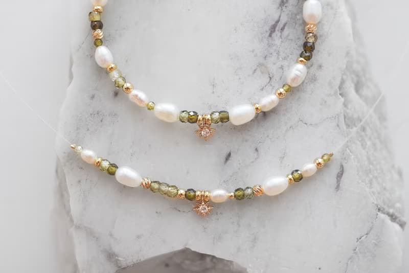 Pearl star necklace, Pearly gold green jewelry, Golden chocker with bracelet