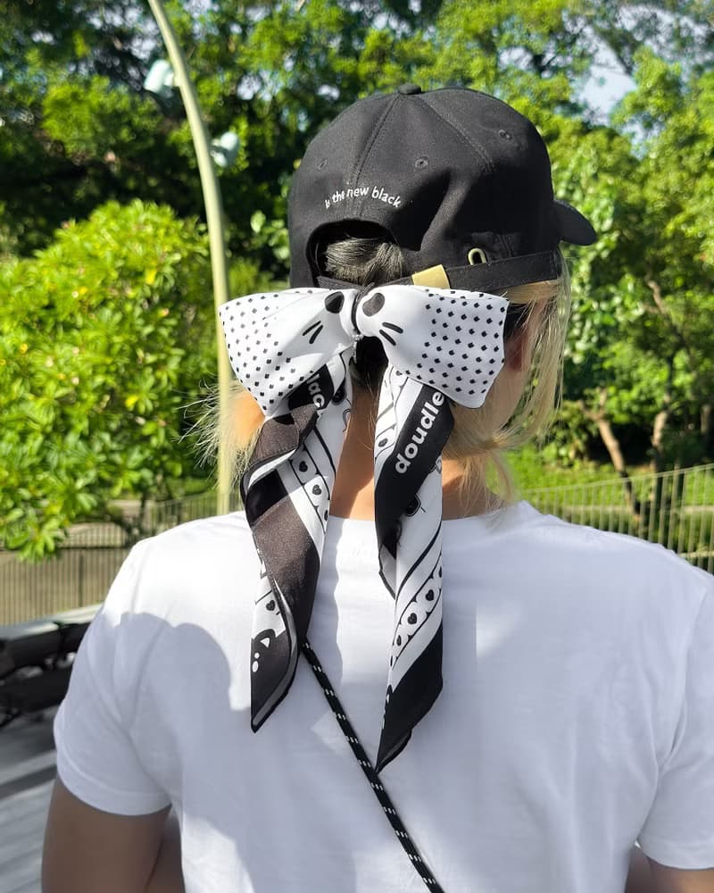 doudle is the new black 絲巾