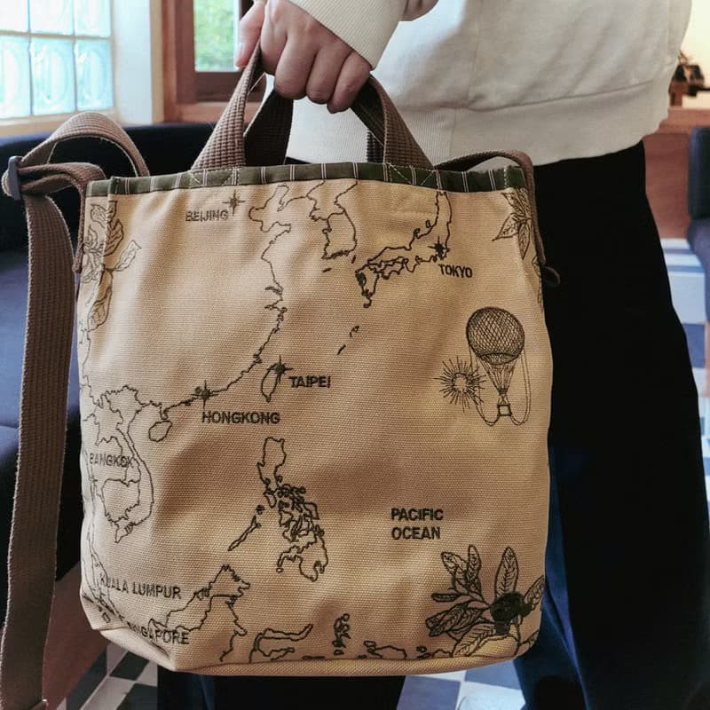 Reversable Map Tote