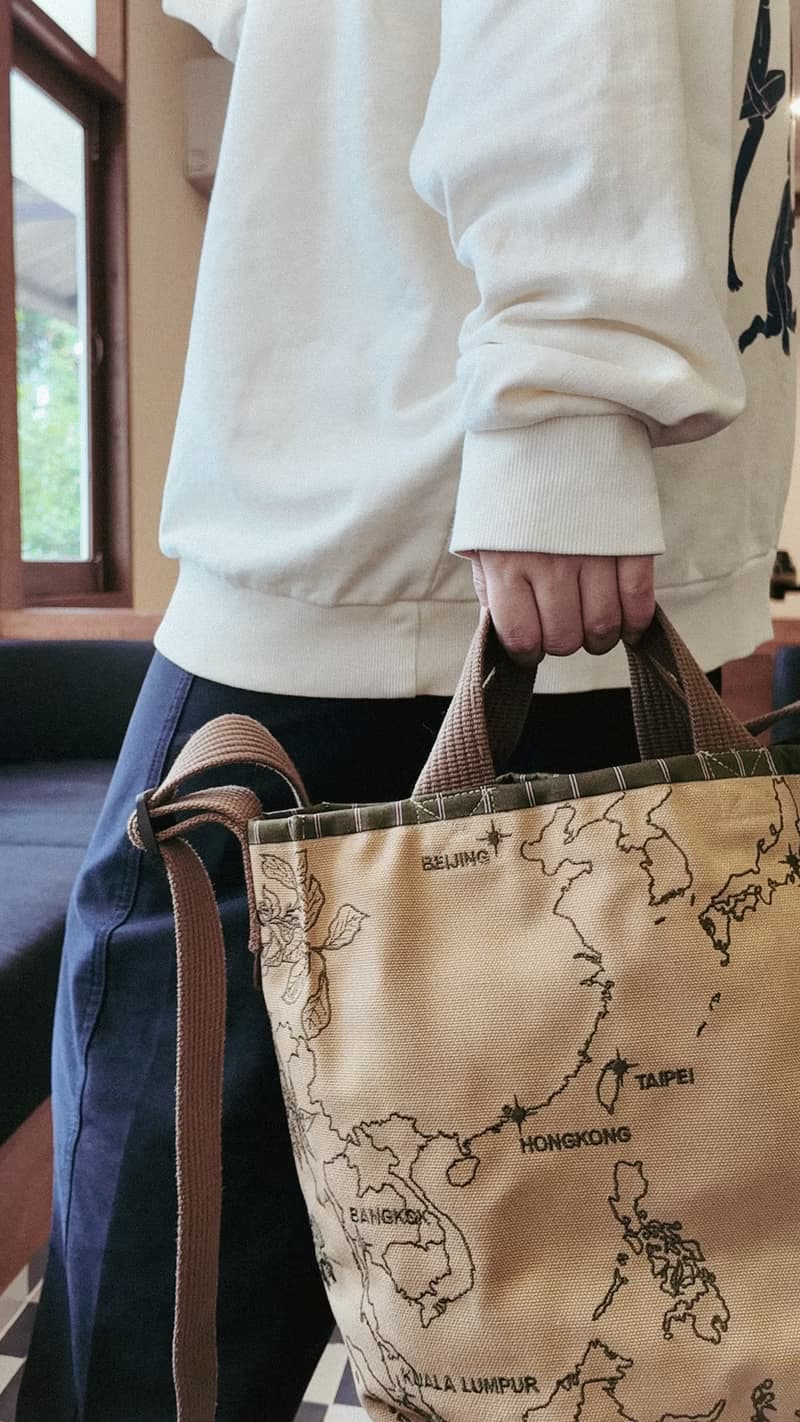 Reversable Map Tote