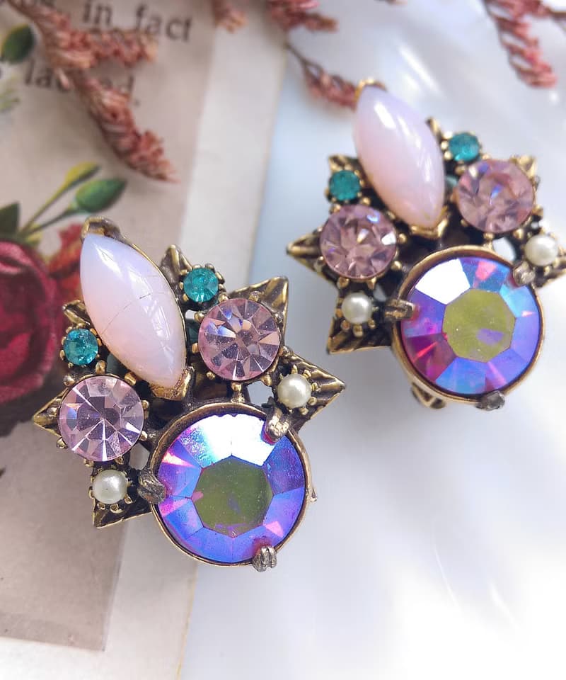 Vintage Jewelry 西洋古董飾品 FLORENZA 粉紅馬眼 花形 夾式耳環