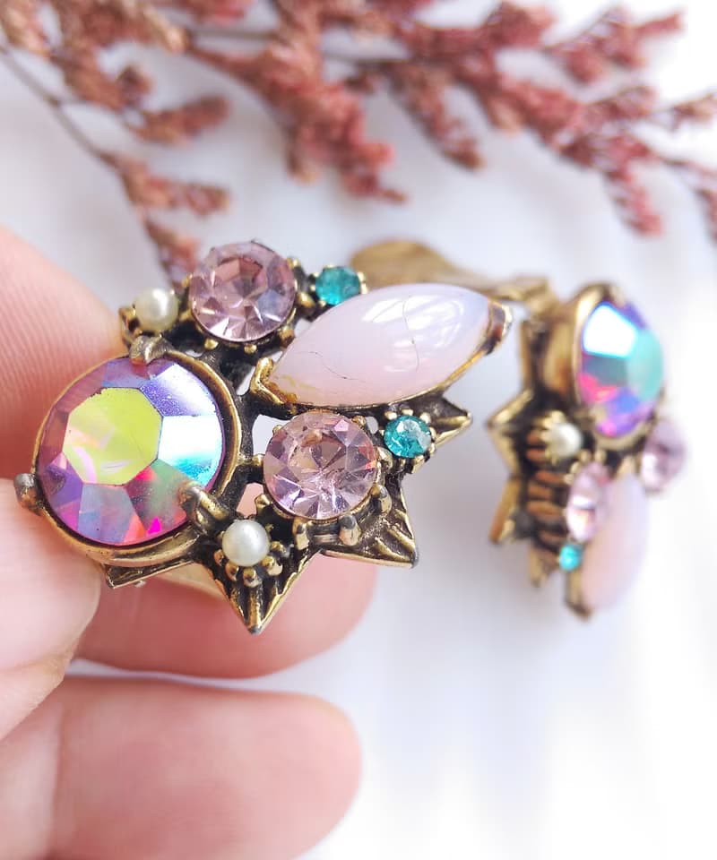 Vintage Jewelry 西洋古董飾品 FLORENZA 粉紅馬眼 花形 夾式耳環