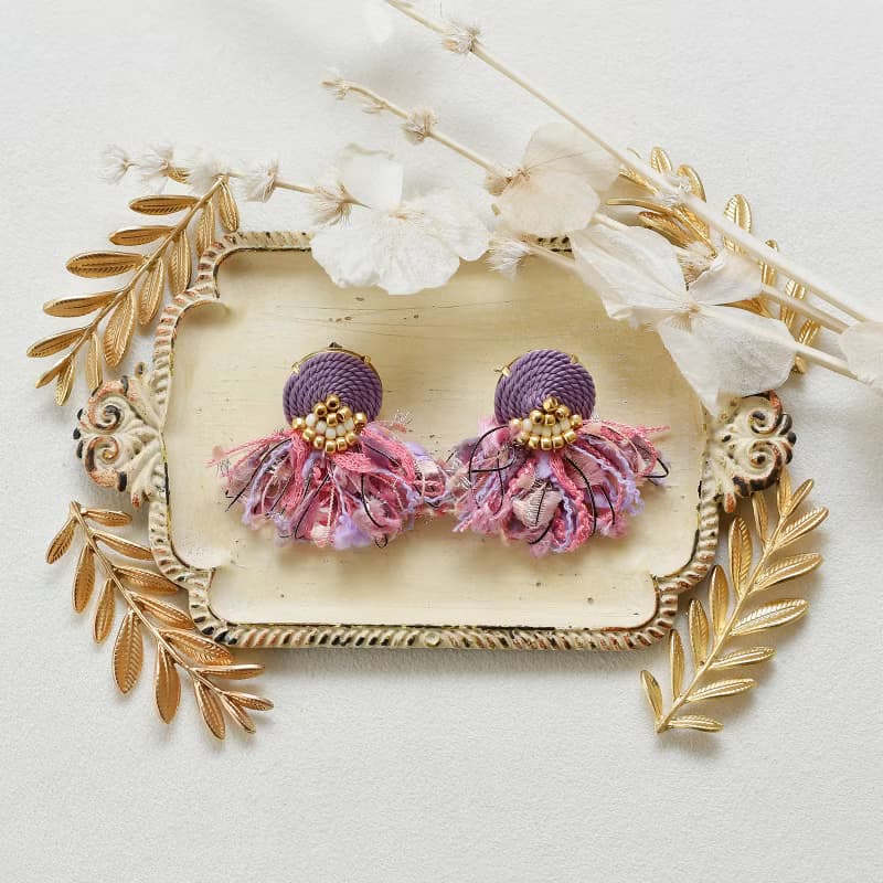 イヤリング/String tassel earrings /Pink Purple