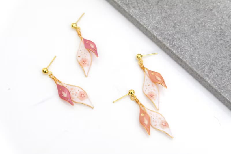 耳針/耳夾水晶花-乾燥花/落葉紛飛耳環-光點飾品