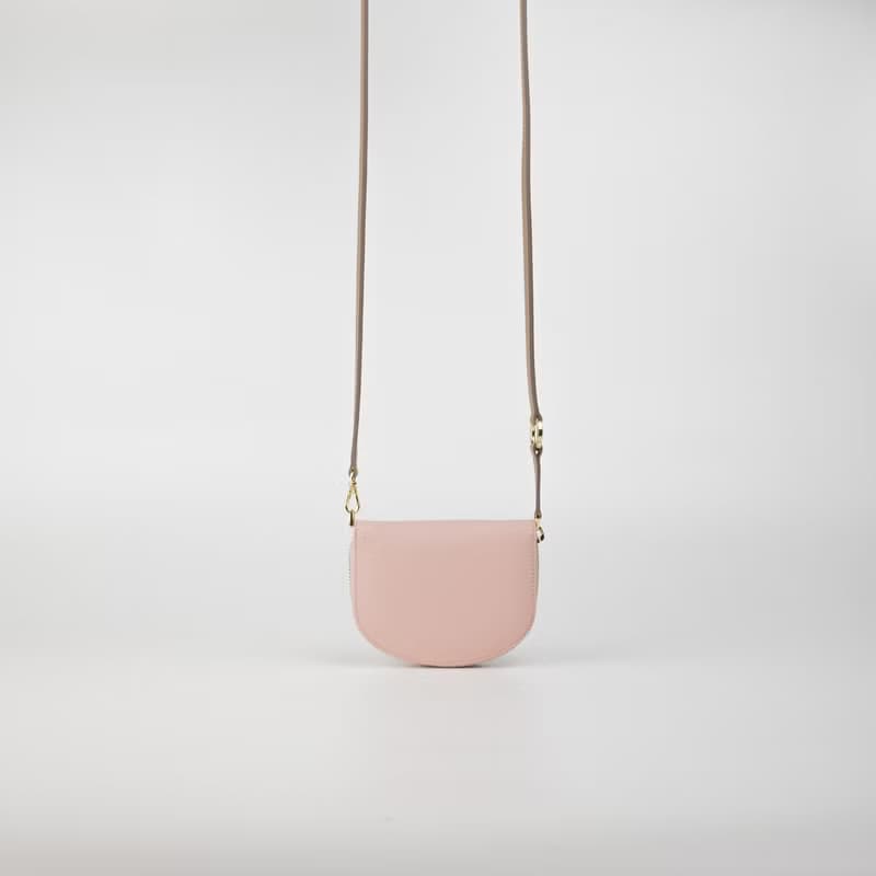 ZIP-AROUND ARCH leather wallet in Pink-taupe