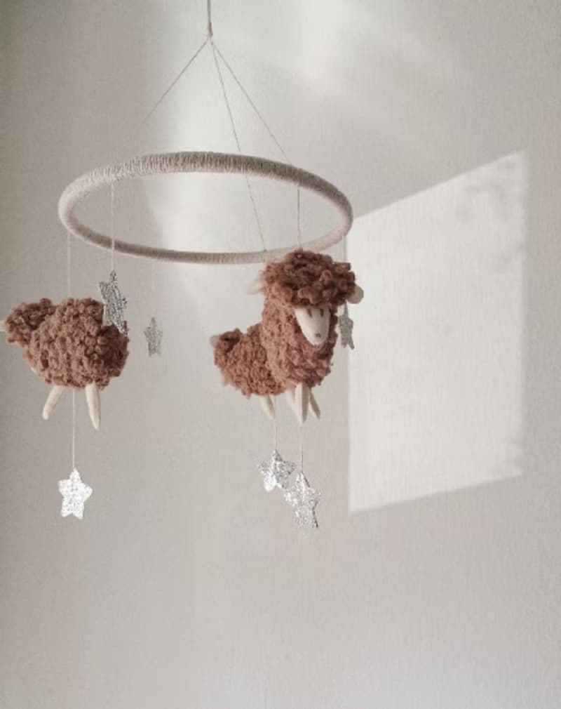 Crib baby mobile Sheep, Baby mobile Pink, Boucle crib toys