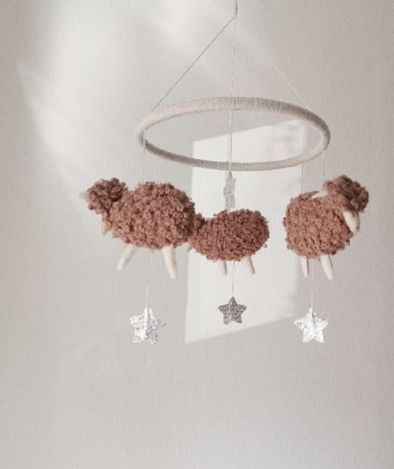 Crib baby mobile Sheep, Baby mobile Pink, Boucle crib toys