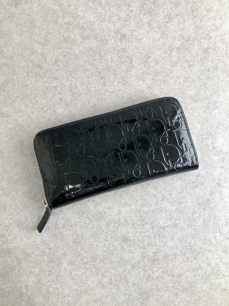 【 日本直送　名牌中古包 】Christian Dior クリスチャン ディオール トロッター 長財布 ブラック エナメル ラウンドファスナー p6wn5e